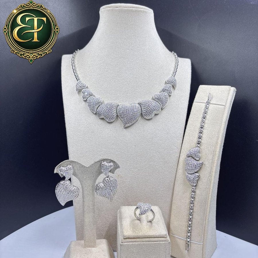 Crystal Heart Tennis Necklace Set (Silver Tone)