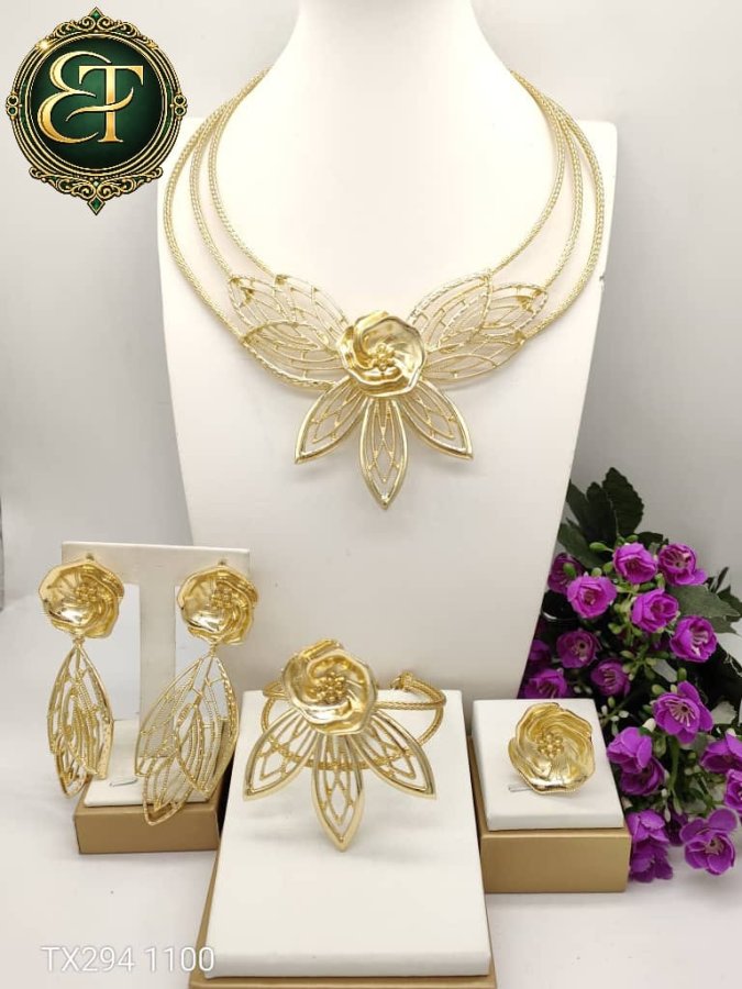 Golden Dragonfly Flower Necklace & Earring Set